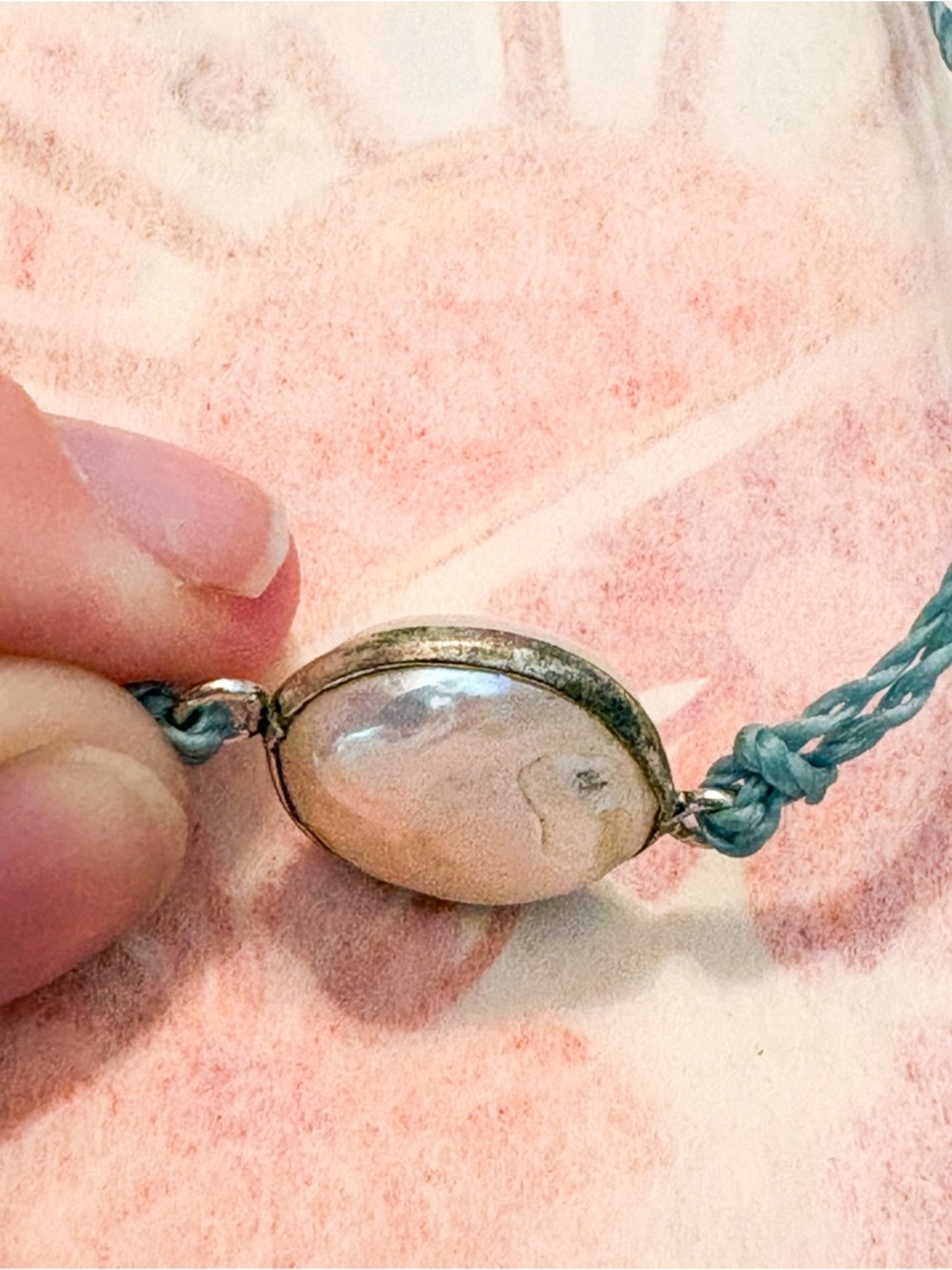 Pura Vida “Pretty in Pearl” bracelet - Picture 4 of 4